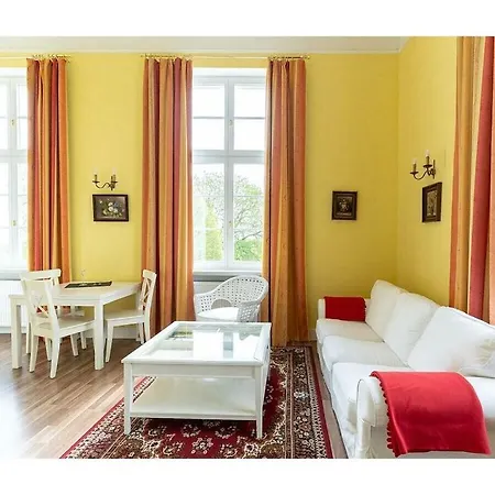 Gross Helle Manor House Wrodow